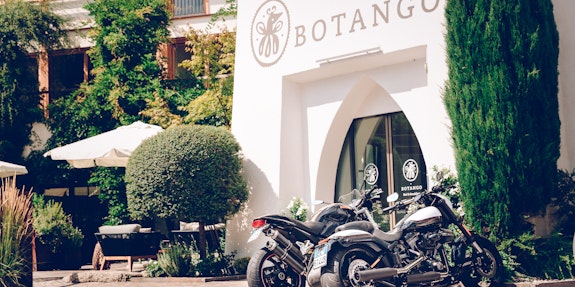 Hotel B&B BOTANGO